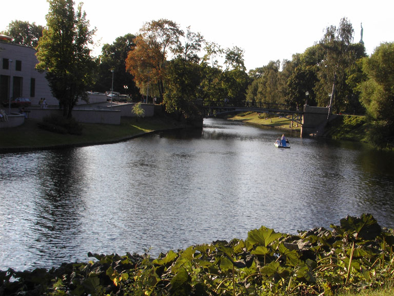 last shot of the Canal