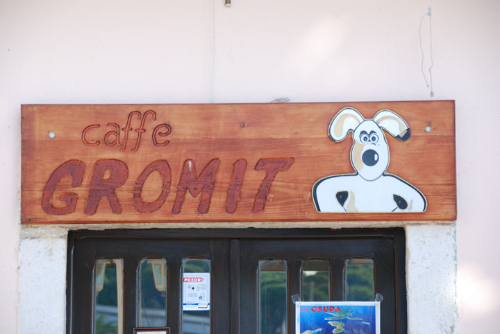 sign for Cafe Gromit