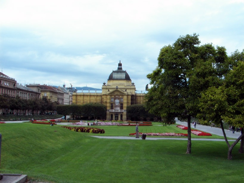 main square park